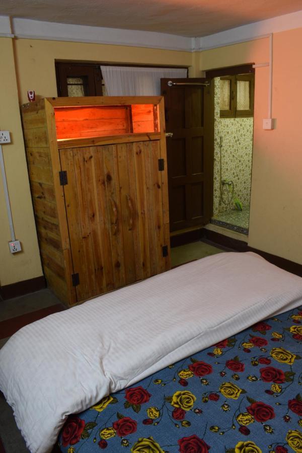Happy Donkey Hostel Kathmandu Ngoại thất bức ảnh