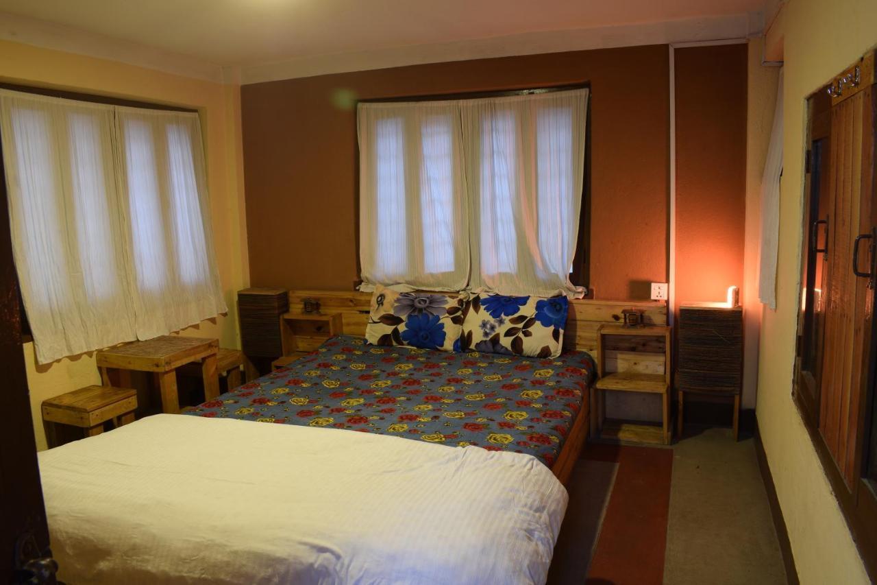 Happy Donkey Hostel Kathmandu Ngoại thất bức ảnh