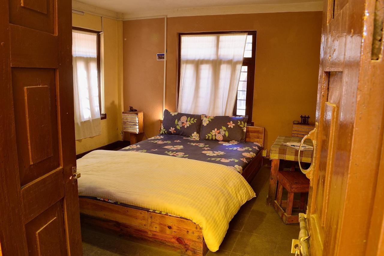 Happy Donkey Hostel Kathmandu Ngoại thất bức ảnh